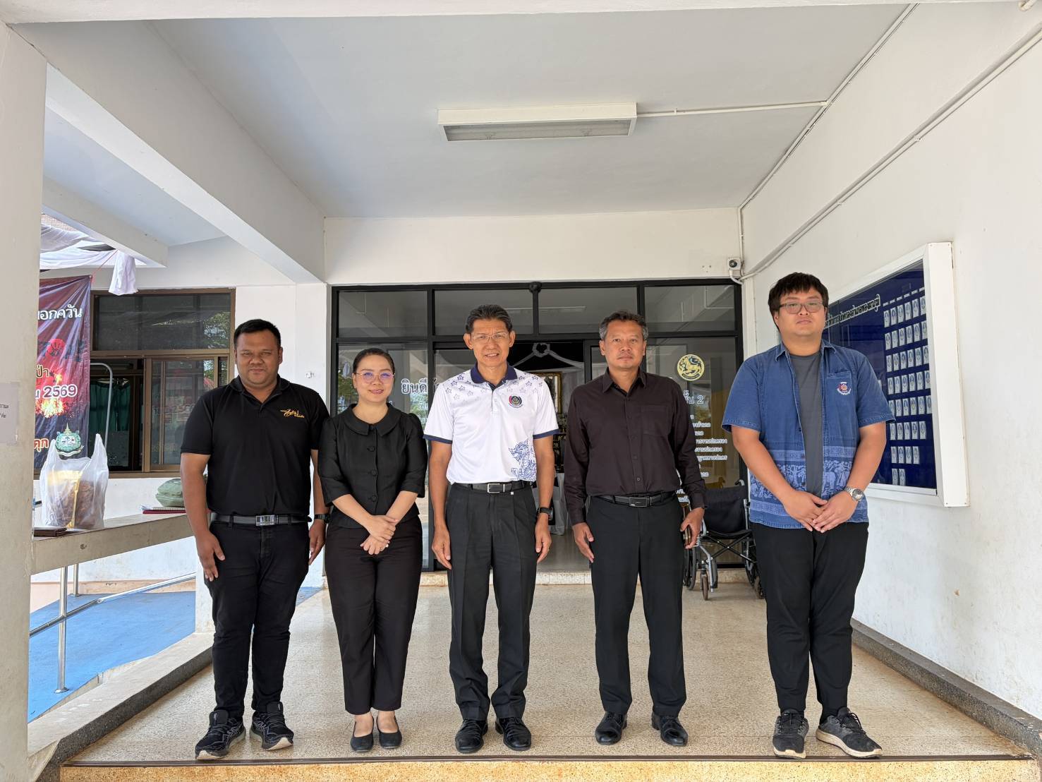 พจ. กาญจนบุรี ลงพื้นที่ตรวจเยี่ยม ติดตามการขับเคลื่อนงานตามนโยบายกรมฯ และเป็นกำลังใจกับเจ้าหน้าที่ผู้ปฏิบัติงาน