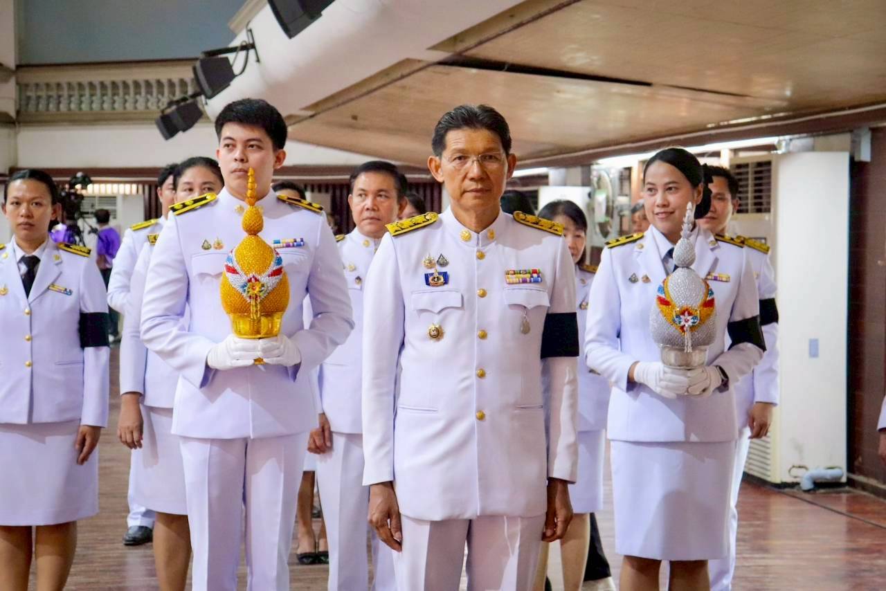 พช.กาญจนบุรี ร่วมจุดเทียนถวายพระพรชัยมงคล สมเด็จพระนางเจ้าฯ พระบรมราชินี เนื่องในโอกาสพระราชพิธีมหามงคลเฉลิมพระชนมพรรษา 4 รอบ สมเด็จพระนางเจ้าฯ พระบรมราชินี 3 มิถุนายน 2569